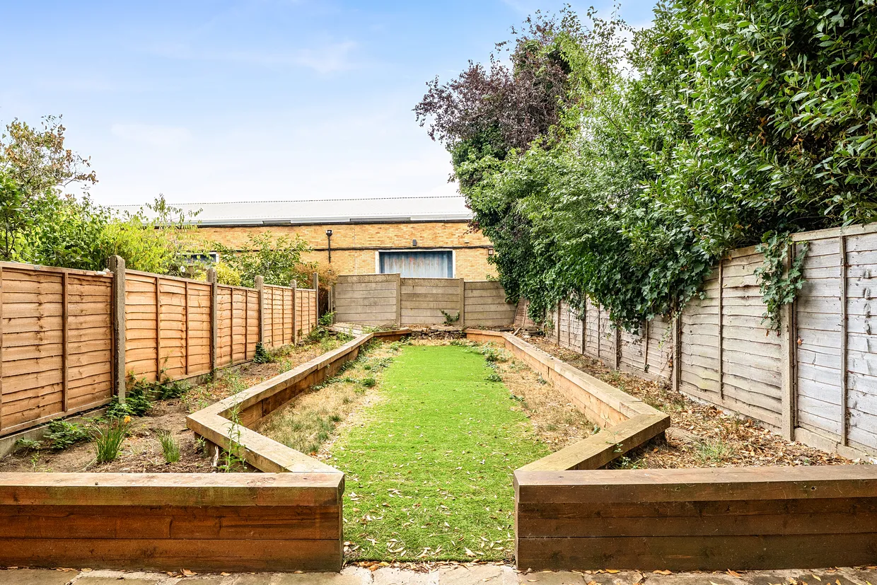 Rathcoole Gardens, London, N8 photo 13