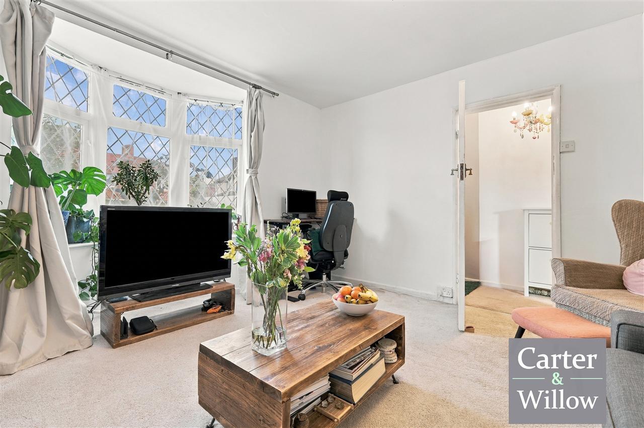 Hewett Road, Dagenham, Essex Image 5