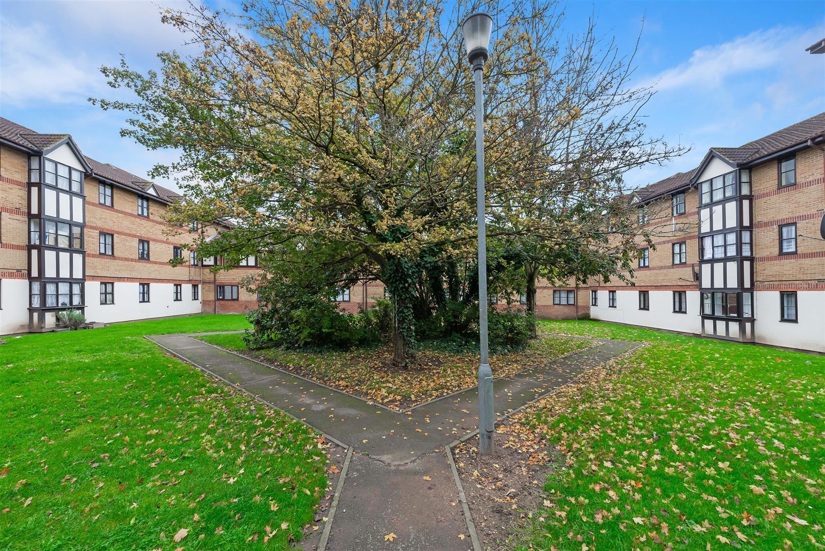 Somerset Gardens, Creighton Road, London Image 2