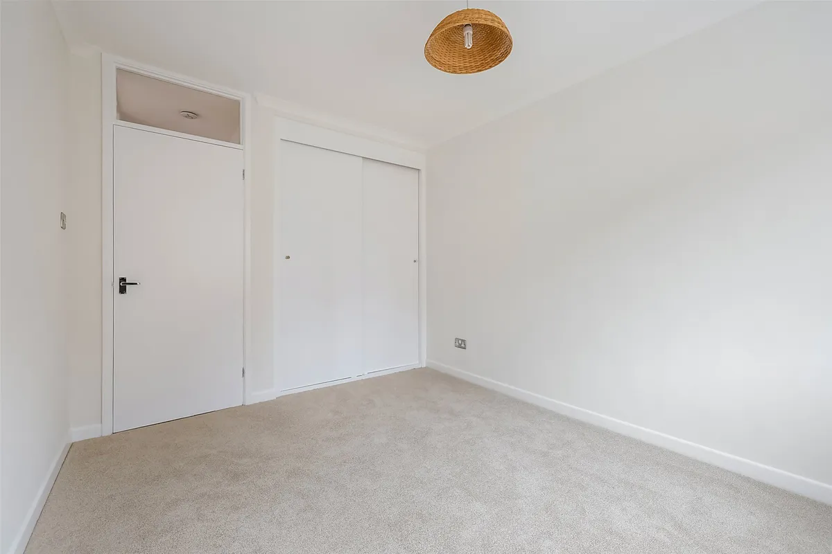 Teal Court, Willowmead, Dorking, Surrey, RH4