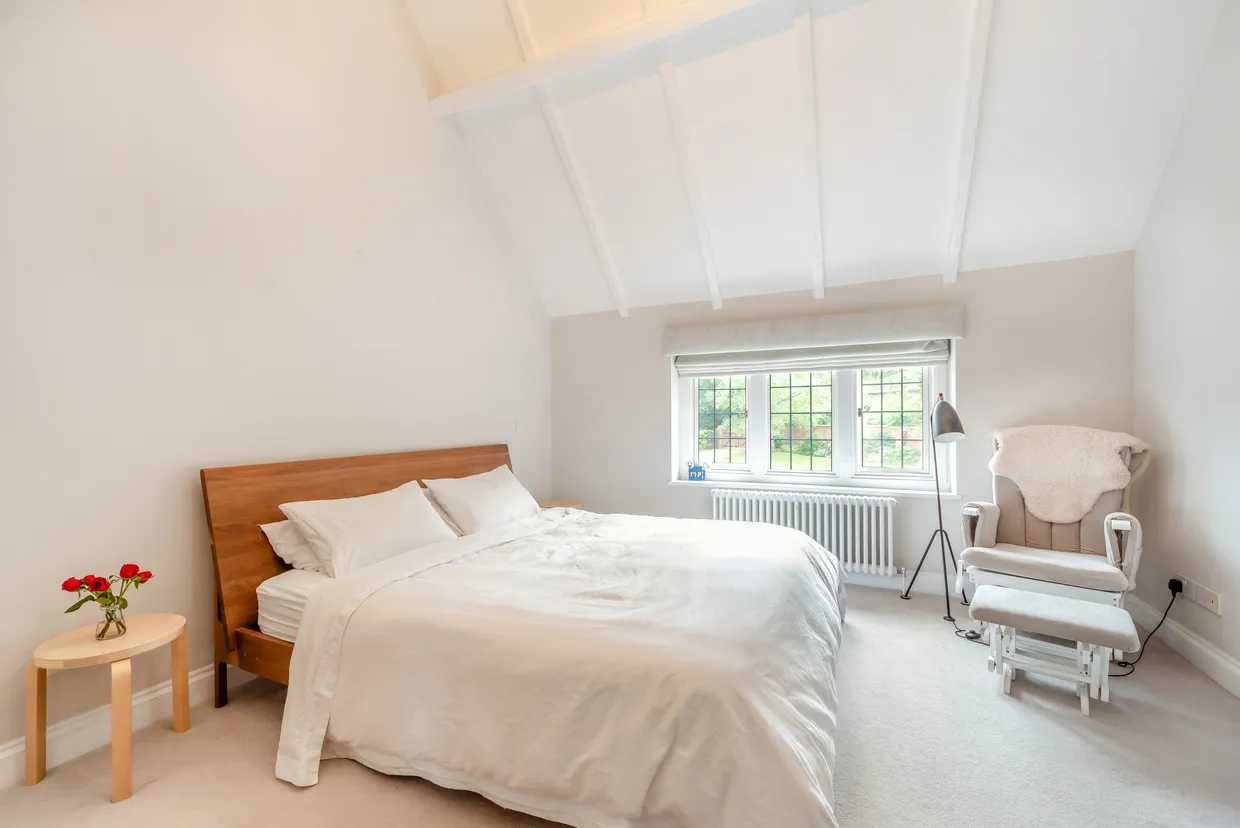 Hawthorn Hill, Warfield, RG42 photo 7