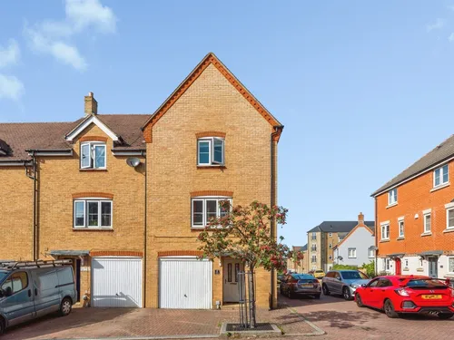 Fitkin Court, Swindonphoto