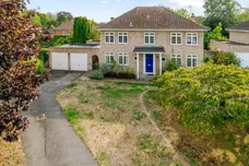 Hollycombe, Englefield Green, TW20 photo 12
