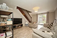 Avern Close, Tipton