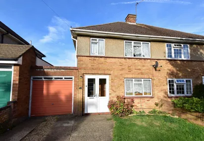 Orchard Avenue, Watford, WD25