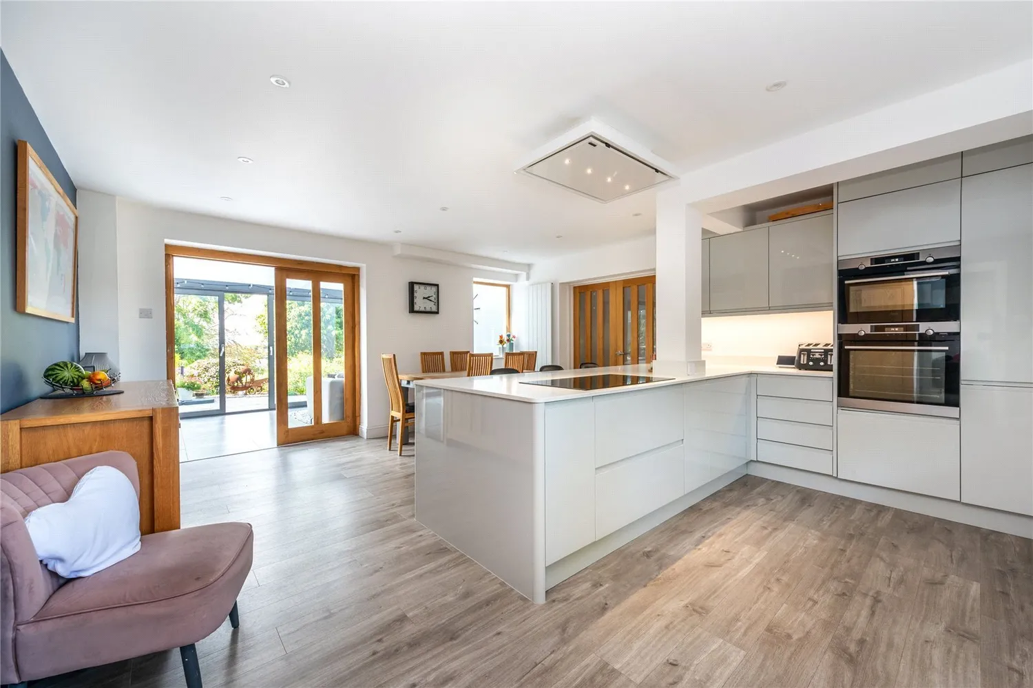 Tower Hill, Dorking, RH4 photo 2