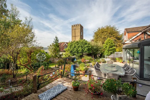 Tower Hill, Dorking, RH4 photo 4