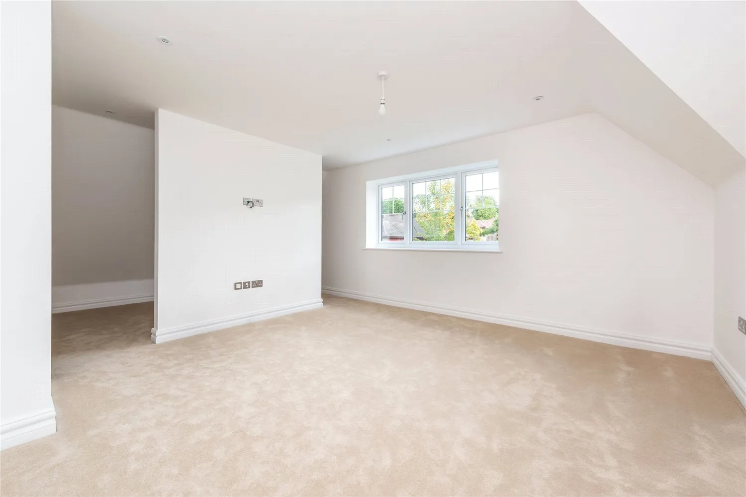 Boxhill Road, Tadworth, KT20 photo 18