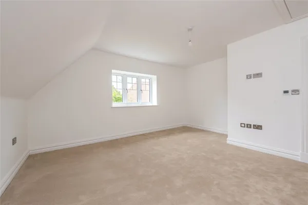 Boxhill Road, Tadworth, KT20 photo 19