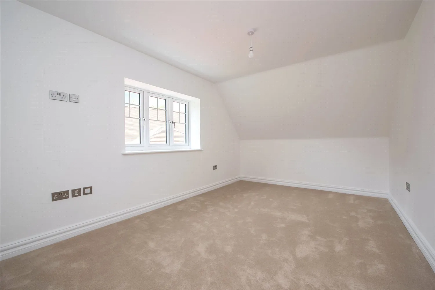Boxhill Road, Tadworth, KT20 photo 20