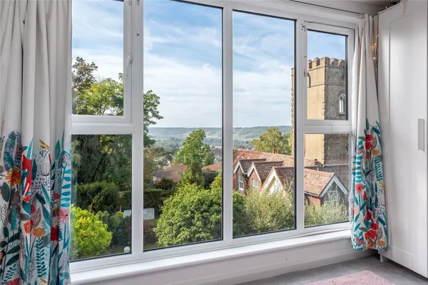 Tower Hill, Dorking, RH4 photo 17