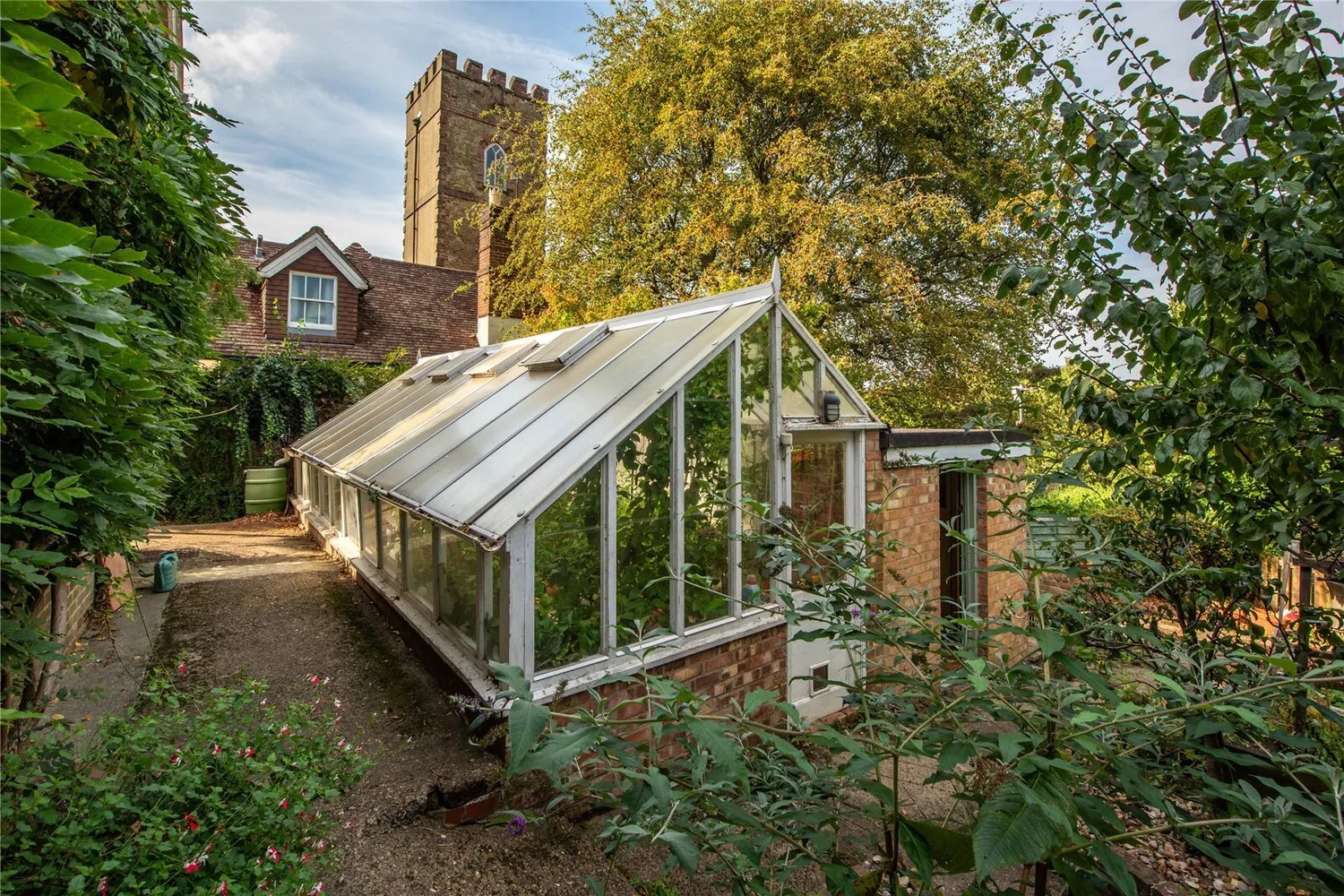 Tower Hill, Dorking, RH4 photo 20
