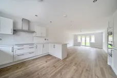 Folders Lane, Burgess Hill, RH15 photo 3