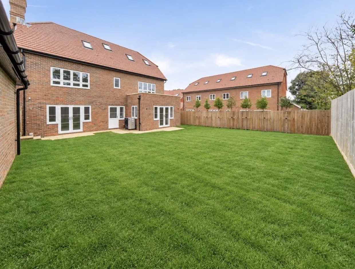 Folders Lane, Burgess Hill, RH15 photo 15