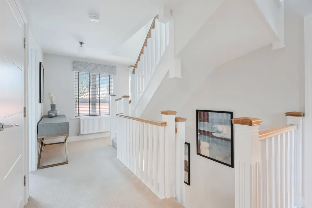 Folders Lane, Burgess Hill, RH15 photo 9