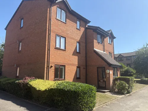Courtlands Close, WATFORDphoto