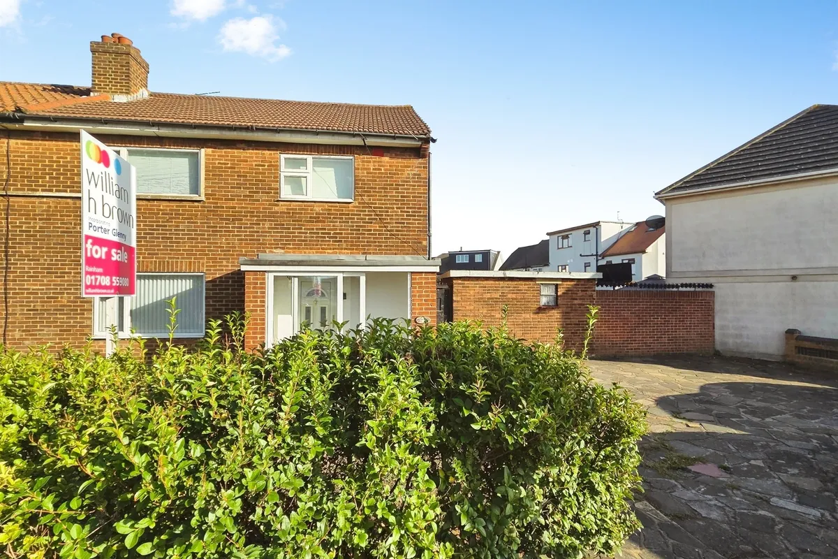 Cherry Tree Lane, Rainham