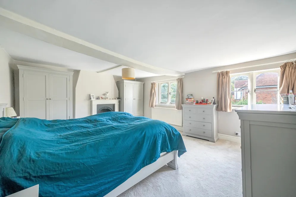 Bath Road, Newbury, RG14 photo 13