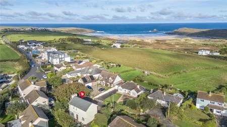Gustory Road, Crantock, TR8