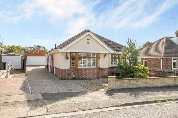 Spinney Way, Northampton, NN3 photo 1