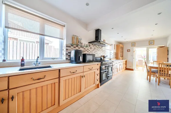 Spinney Way, Northampton, NN3 photo 4