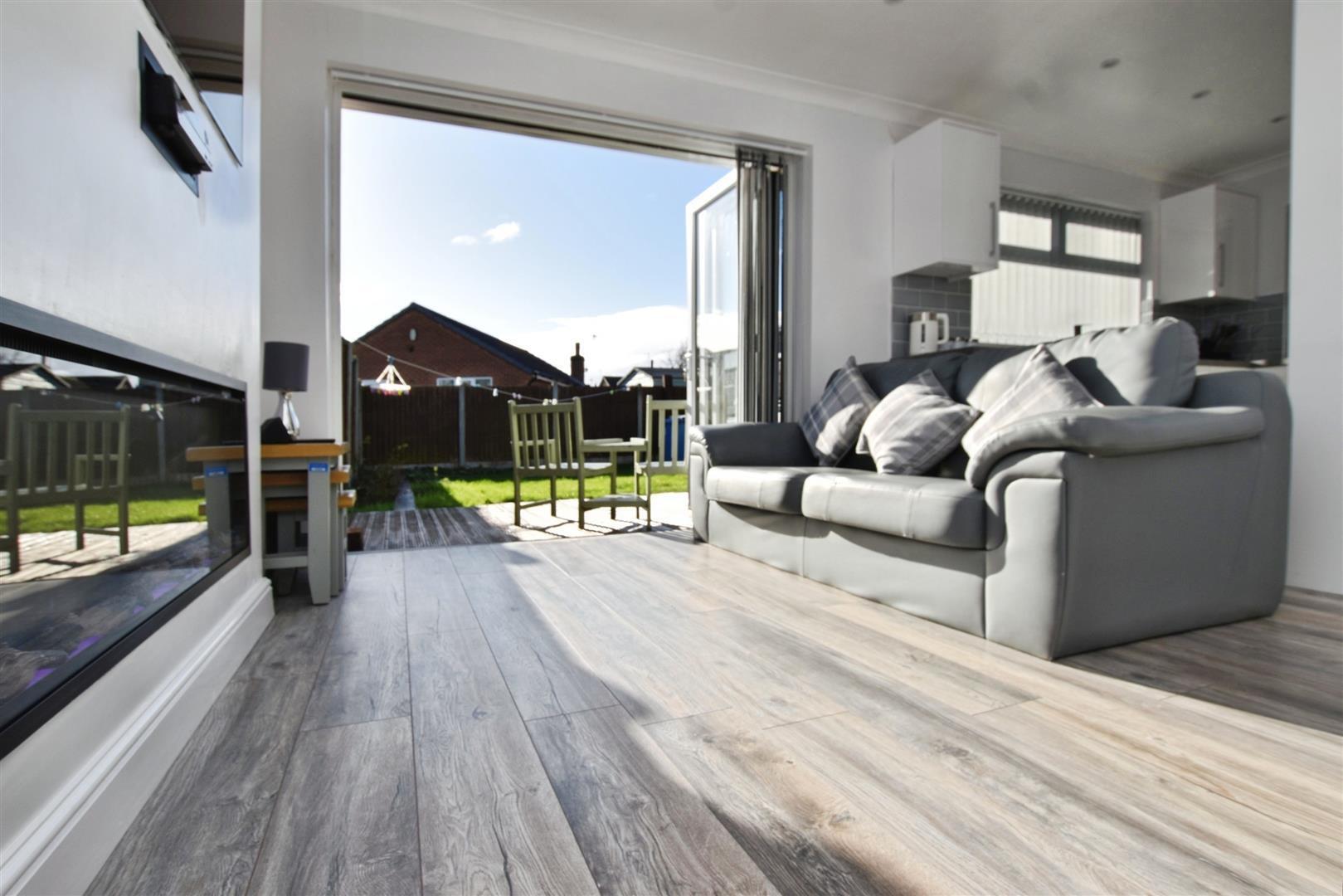 St. Marys Drive, Hedon Image 7