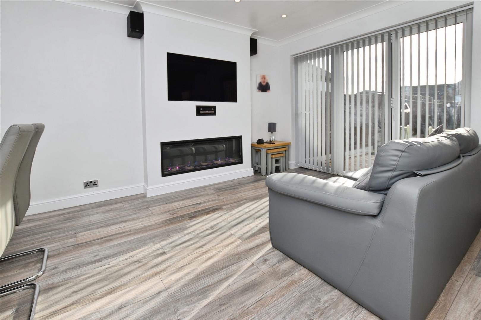 St. Marys Drive, Hedon Image 8
