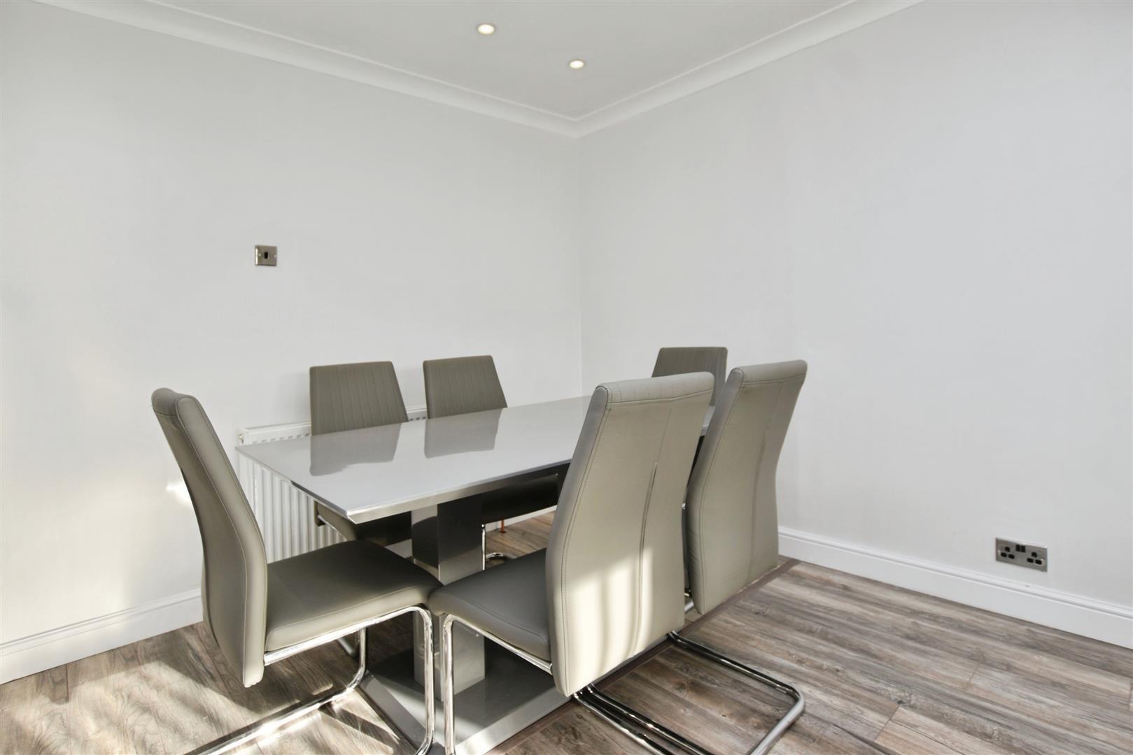 St. Marys Drive, Hedon Image 11
