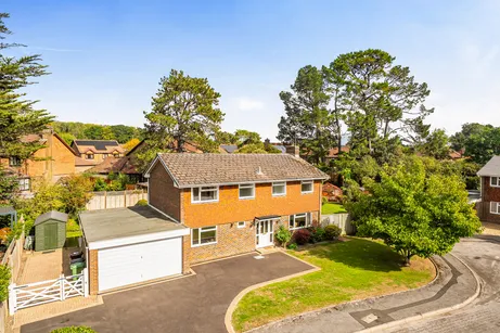 Brooklyn Close, Otterbourne, SO21
