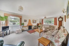 Brooklyn Close, Otterbourne, SO21 photo 2