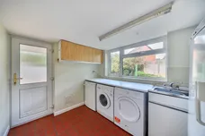 Brooklyn Close, Otterbourne, SO21 photo 6
