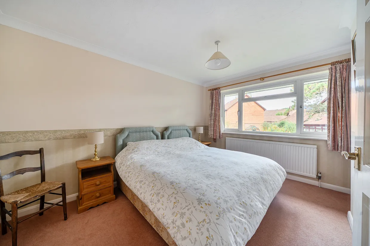 Brooklyn Close, Otterbourne, SO21 photo 9