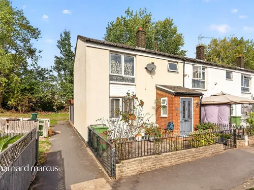 Gainsborough Road, Epsomphoto