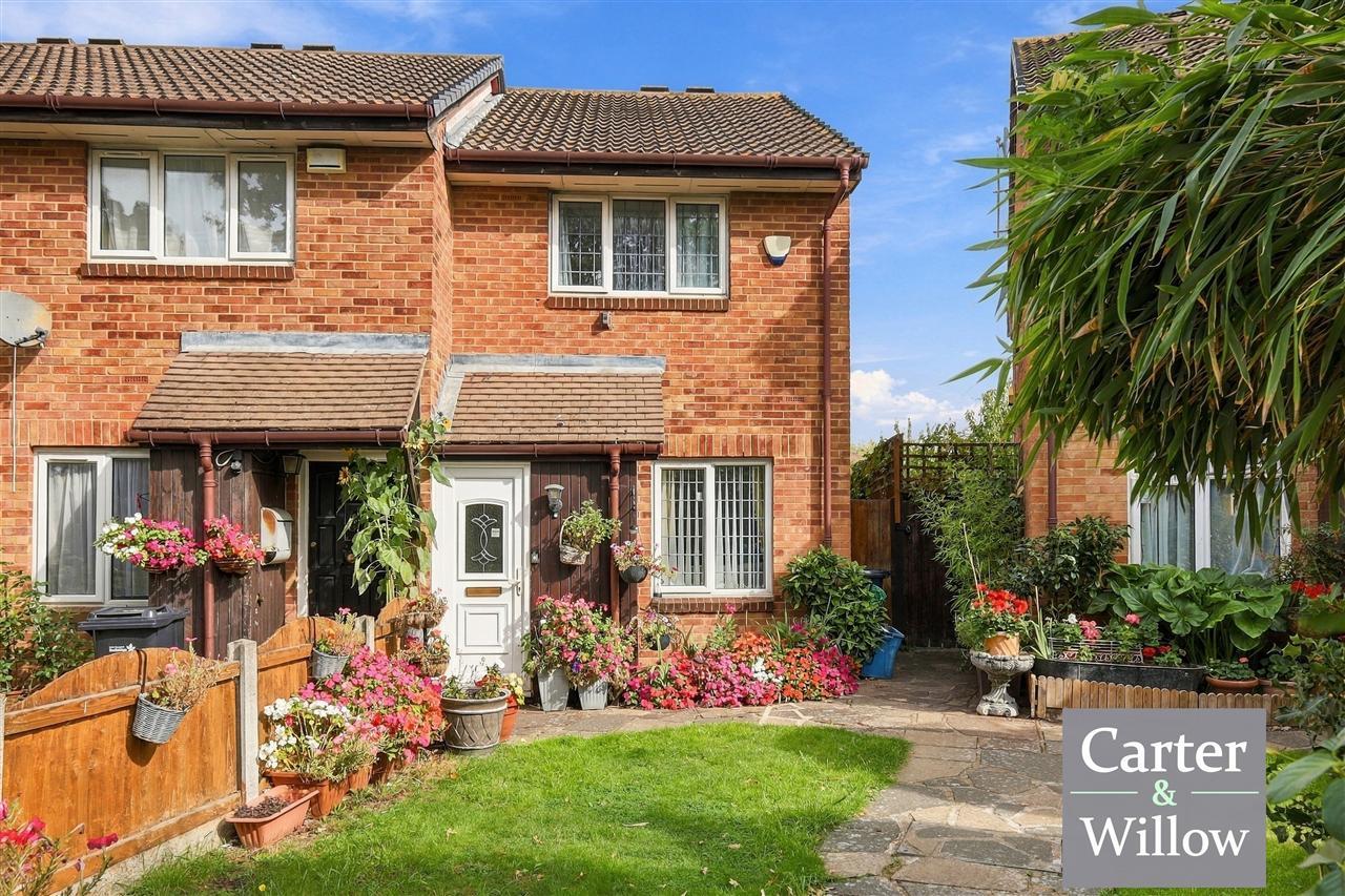 Diamond Close, Dagenham, Essex Image 1