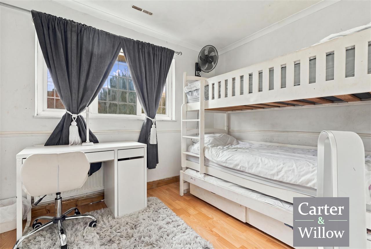 Diamond Close, Dagenham, Essex Image 17