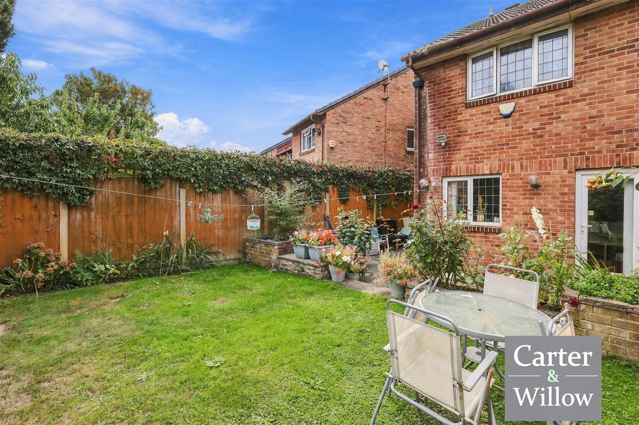 Diamond Close, Dagenham, Essex Image 19