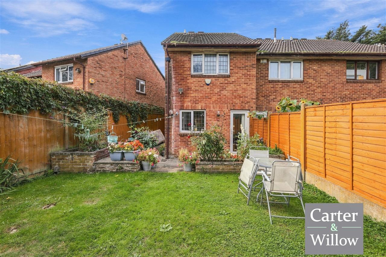 Diamond Close, Dagenham, Essex Image 21