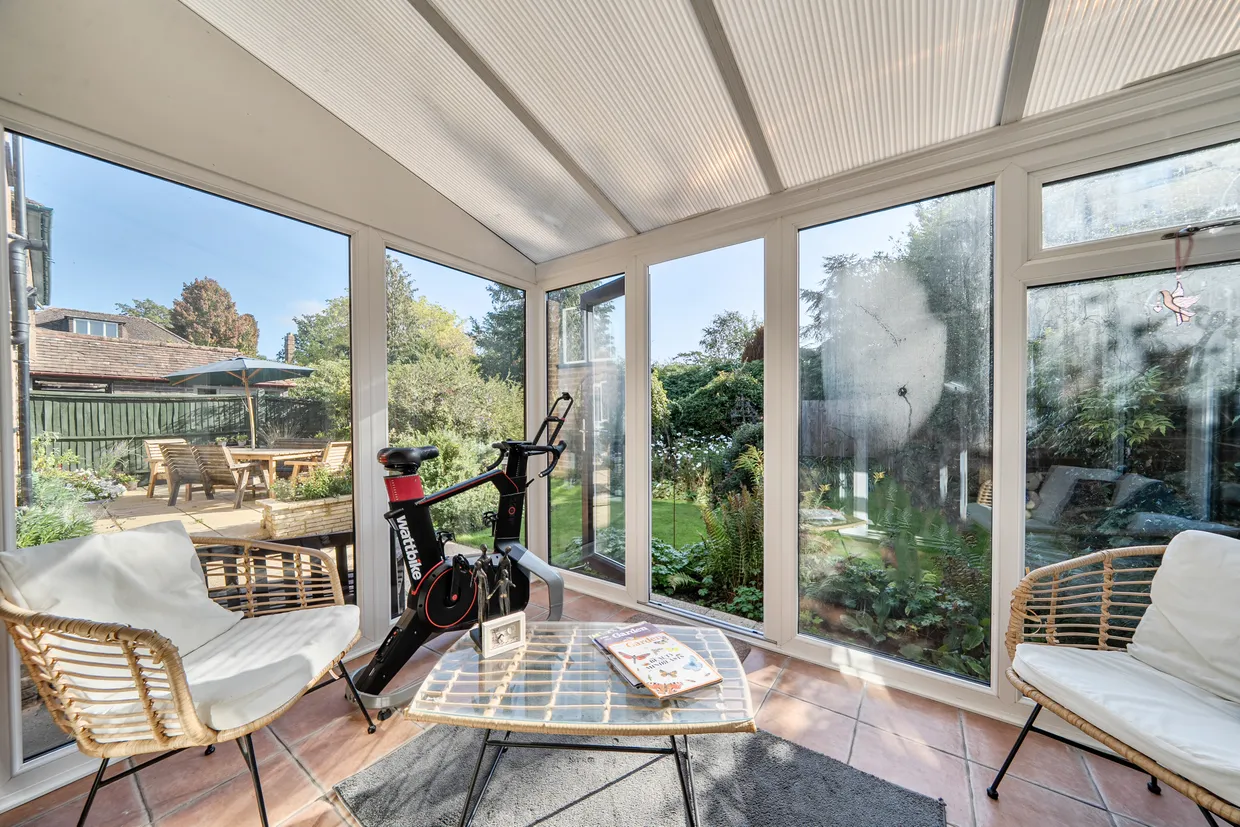 Kerves Lane, Horsham, RH13 photo 6
