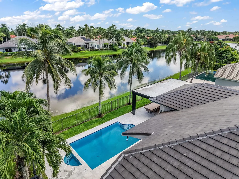 2678 Meadowood Dr, Weston, FL 33332