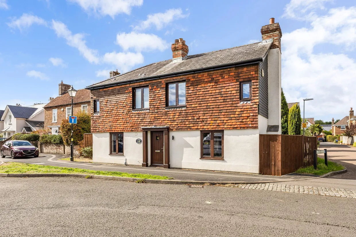 The Butts, Alton, GU34 photo 1