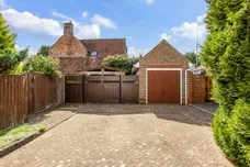 The Butts, Alton, GU34 photo 7