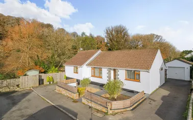 Two Trees Estate, Wadebridge