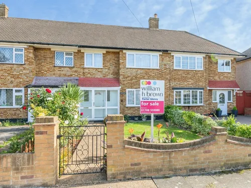 Nelson Road, Rainhamphoto