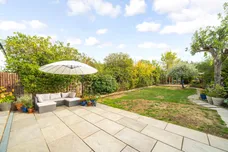 Craddocks Avenue, Ashtead, KT21 photo 3