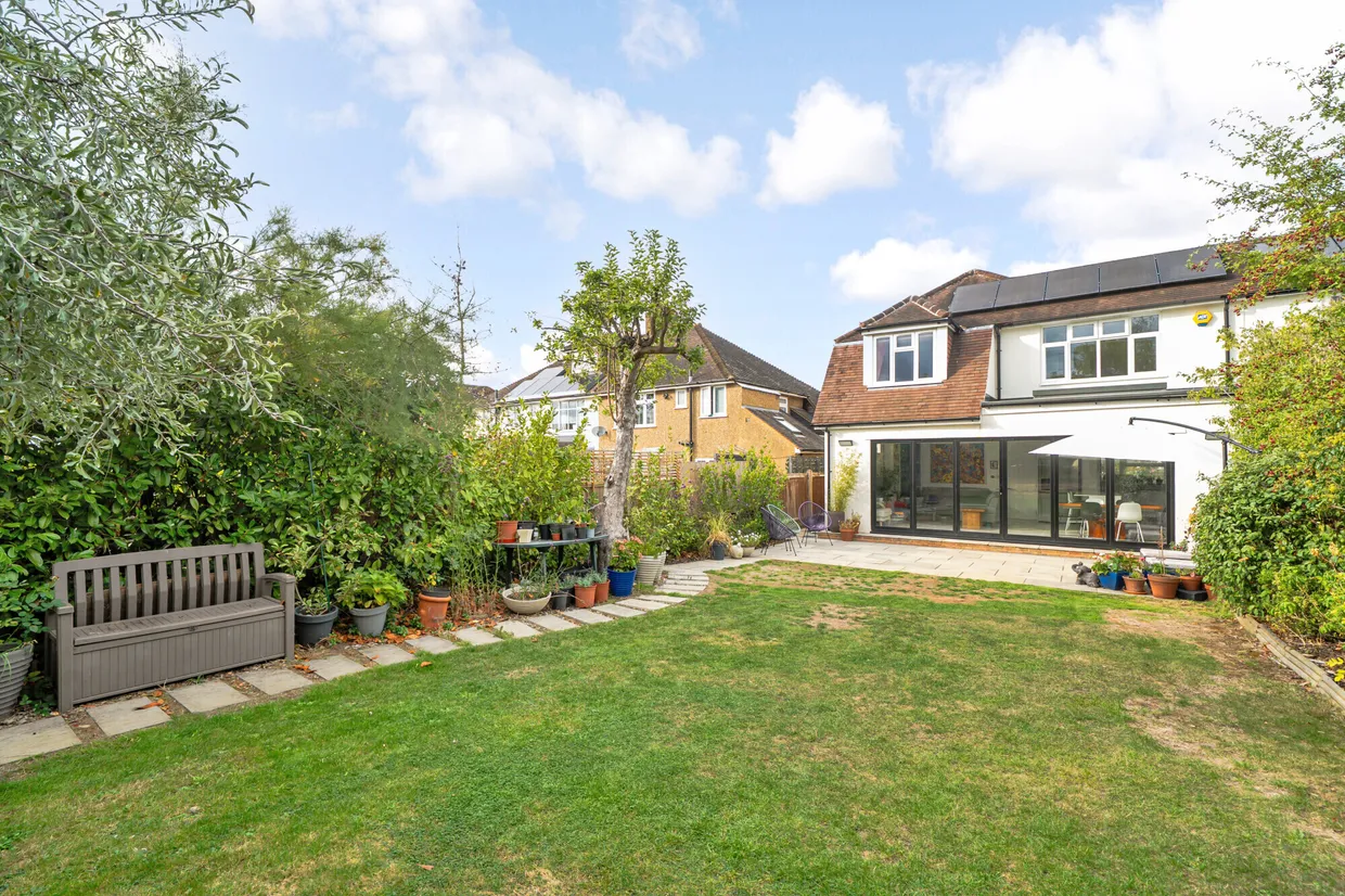 Craddocks Avenue, Ashtead, KT21 photo 6