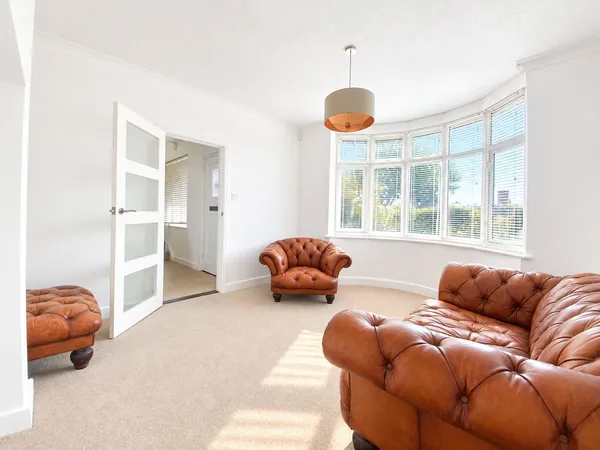Duchess Drive, Newmarket, CB8 photo 6