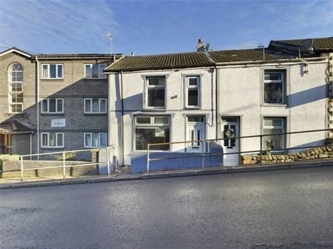 Property photo 1