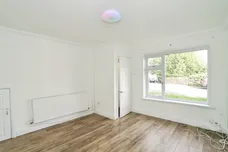 Heol Seward, Beddau, Pontypridd