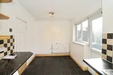 Heol Seward, Beddau, Pontypridd