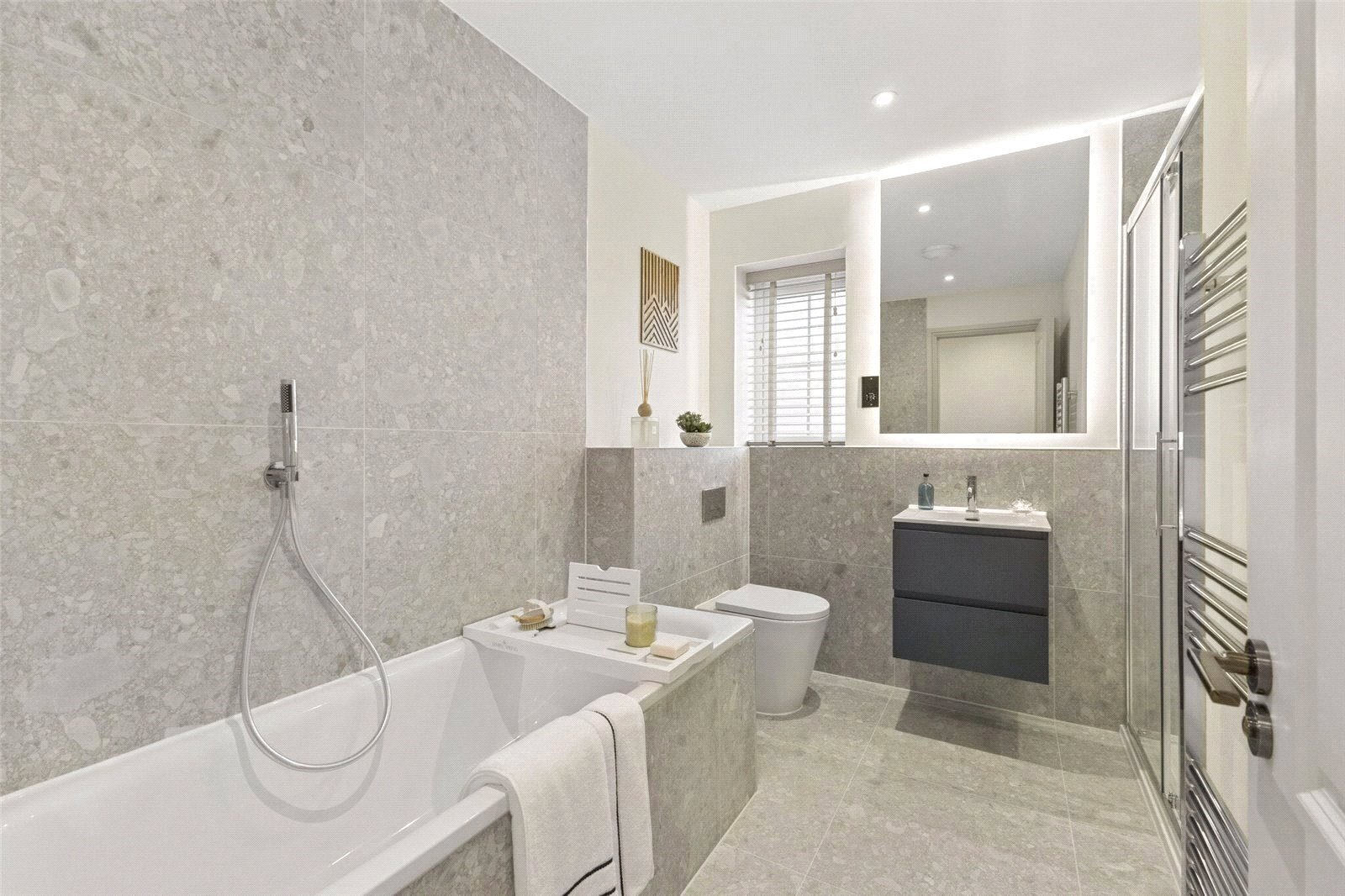 Highfields, Leatherhead Road, Bookham, Surrey, KT23 Image 8